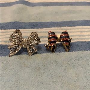 Two bow statement rings size 6
